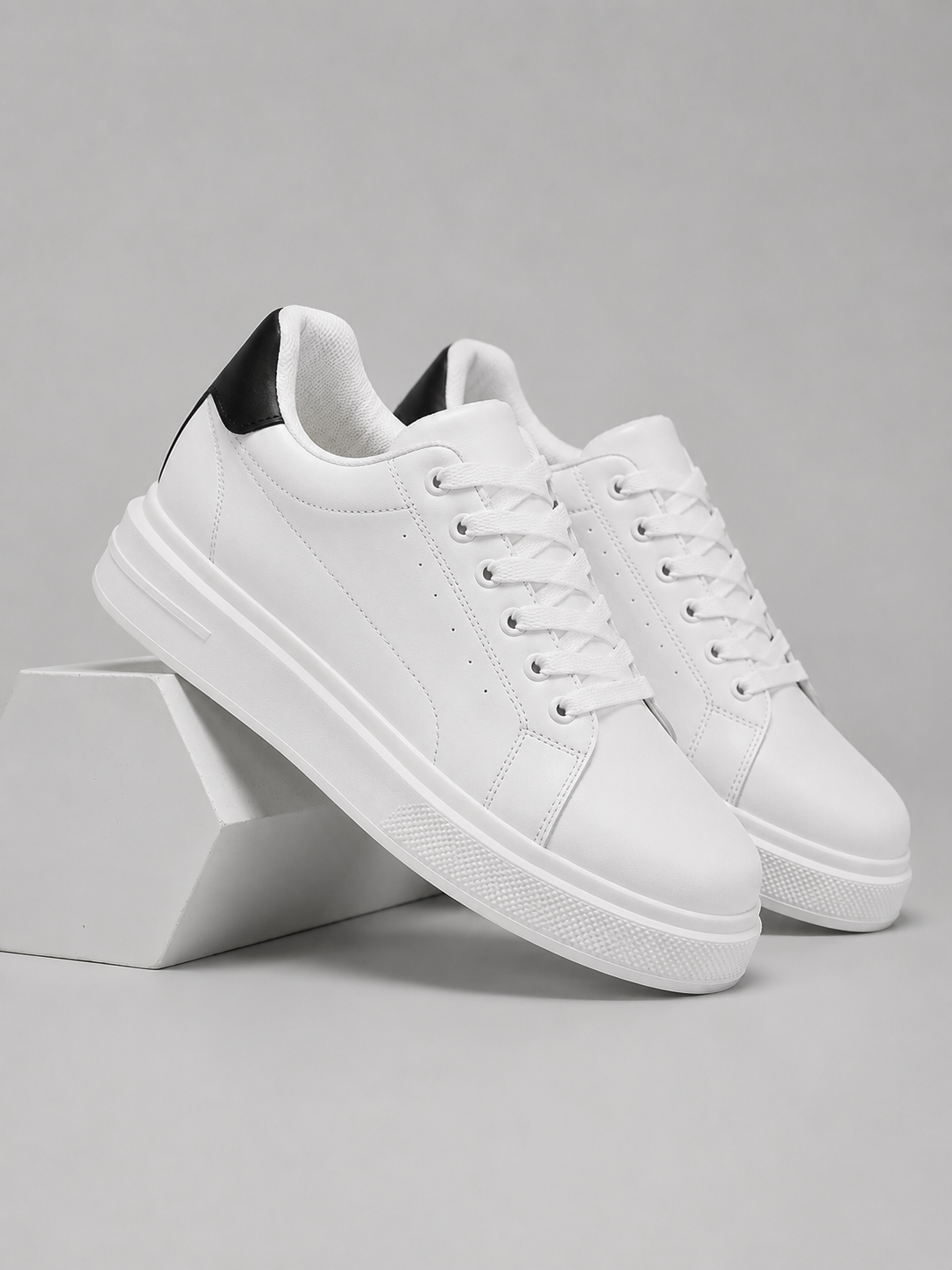 Men's Leather Sneakers – Low Top Lace Up Casual Shoes