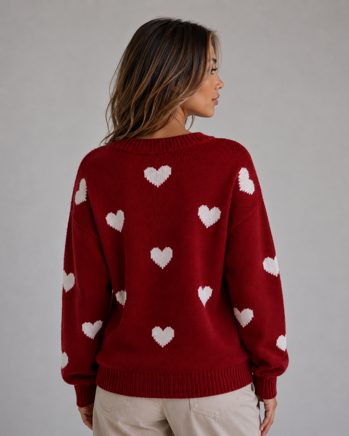 Women’s Heart Print Knitted Sweater – Crew Neck Pullover