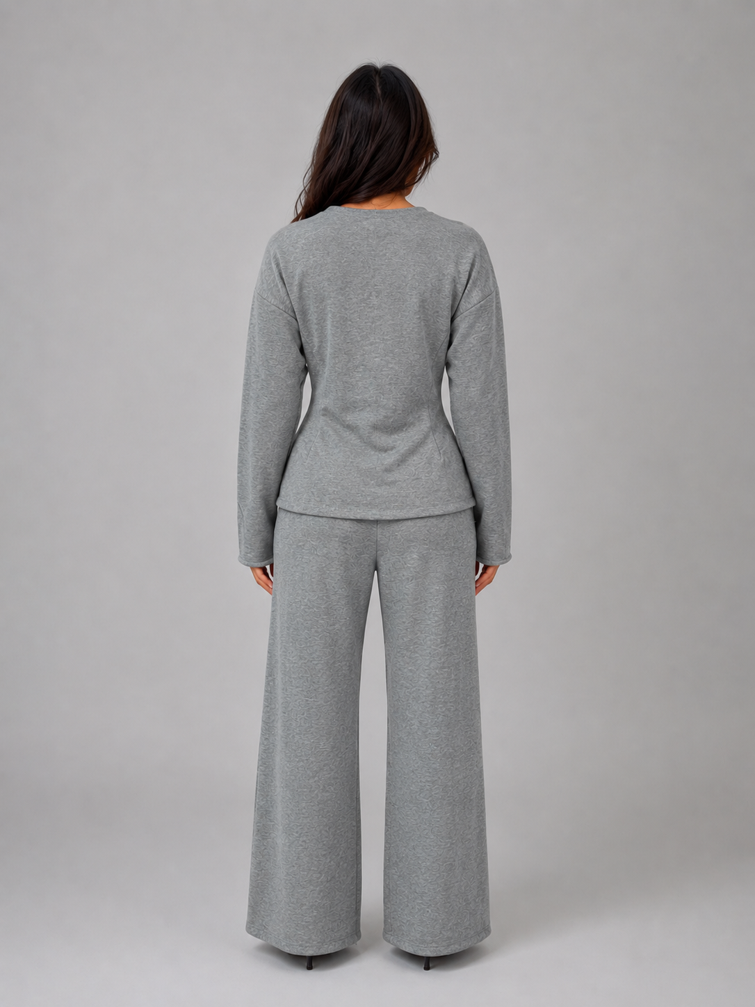 Women’s Soft Lounge Two-Piece Set – Fitted Top & Wide Leg Pants